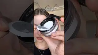 Trying out the Studio Fix Loose Powder by @maccosmetics  #makeup #powder #loosepowder
