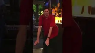 My impression of a Llama #standupcomdey #comedy #standupcomedian #impressions #llamas #funny