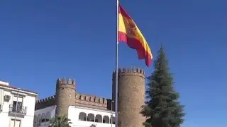 IZADO DE BANDERA EN ZAFRA. (Acto completo)