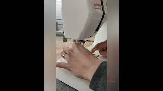 JANOME Easy Jeans : la boutonni&egrave;re