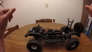 Cross RC AT4 Straight Axle Kit. Plus Locking Only One Axle?