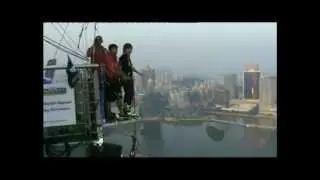 Lady And Her Sweet Escapes - My husband's bungee jump in Macau