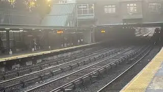 MNRR: 2 #M8’s on TK 4 & 2 to Grand Central Terminal arrived on TK 4 at #Fordham Station in MNRR