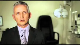 Laser Eye Surgeon Dr. David Teenan | Optical Express