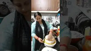 #Urgent me aaya 1kg butterscotch flavour cake order complete