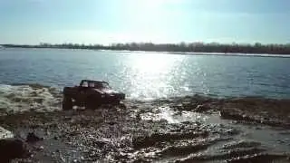 Red Hilux Dick Cepek Fun Country 1.55
