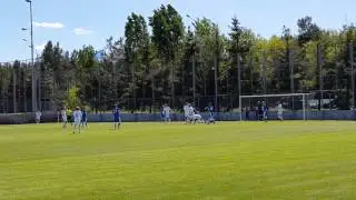 Бетао пробивает головой после углового