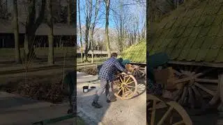 Een wiel installeren op een 2-wielige kar / mounting a wheel on a two-wheel cart