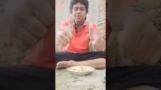 Sarapan pagi sama ayam kuah tahu 