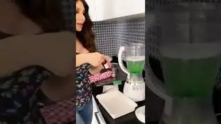 Carmen Di Pietro torna bambina con le bolle di sapone 😂 #perte