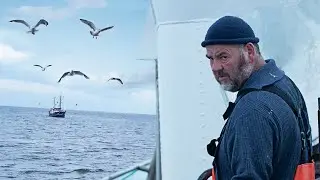 Chasing the tides - TRAILER international