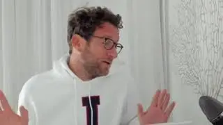 Dave Portnoy of Barstool Rips Robinhood For Manipulating Stock Market, Demands Jail Time.