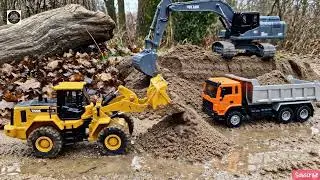 RC Heavy Construction Action &ndash; Huina 1593 Excavator,Huina1598&1536DumpTrucks, Scania RC Hauling Soil