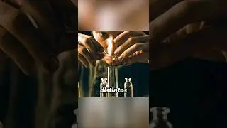 Este hombre crea perfume usando aromas corporales de mujer.#peliculas #v&iacute;deoviral