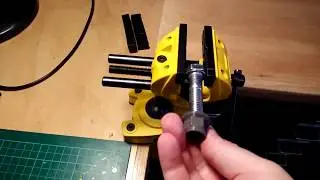 PETG Nyloc nut