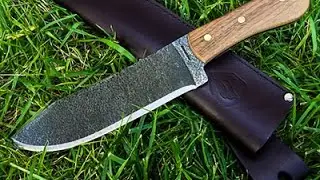 Condor Hudson Bay knife, a cool looking 18th century style knife.