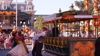 Full Fall Autumn Main Street USA Trolley Show at Magic Kingdom Disney World HD