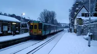 455 sparking in the snow at Whyteleafe South