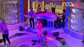 I wanna dance with somebody - Whitney Houston (covered by Neofunk)