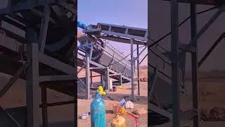 #shaftlessstonescreeningmachine#quarrymachine #limestone #granite #rock #quarrymining#beltfeeder
