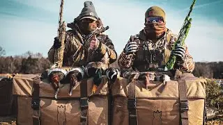 BACKWOODS OUTDOORS - Indiana Public Land Duck Hunt!!! ( INSANE EAGLE ENCOUNTER AND 2 NEW SPECIES )