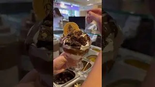 Готовим мороженое-сандей!