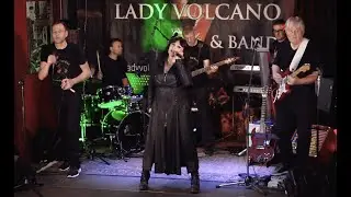 Berber Queen live Smokin' Hot Lady Volcano & project9