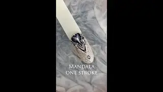 Tuto nail art mandala one stroke et paillettes