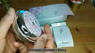 WHOO Radiant White Moisture Cushion Foundation Special Set