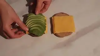 Tartine rapide si foarte gustoase.
