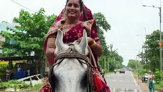 Monalisa's Horse riding 