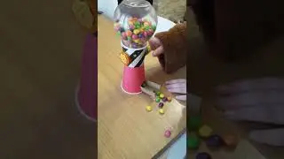 DIY podajnik cukierk&oacute;w