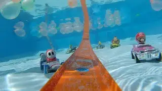 Hot Wheels Teleportation Portal with Underwater World