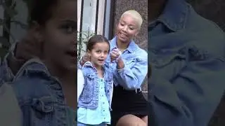 Little girl struggles to tie her hair #shorts