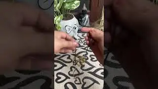 The correct way to lock a gold chain. Gold chain lock
