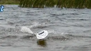 High Volts RC - Traxxas Blast RC Boat in Rough Stormy Water