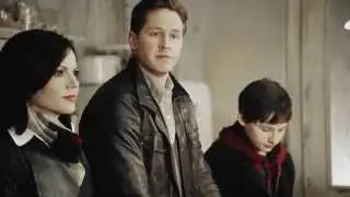 hook + charming; hypnotic  /sytc/