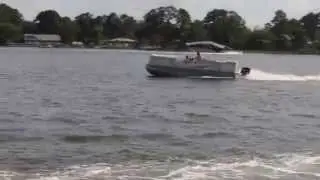 FOR SALE! SUNTRACKER REGENCY PARTY BARGE, TRITOON.