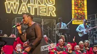 UN Cut | Coro Gospel &ldquo;Living Water&rdquo; event Madrid Spain | MAIN SHOW