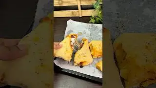 ගෙදරම පිසා හට් මෙල්ට්ස් හදමුද?..‼️Pizza hut melts recipe sinhala #fyp #trending #viද්