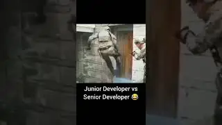 Junior Developer vs Senior Developer be like 🤣 