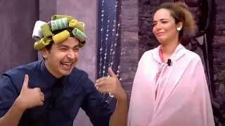 جاية تمثلي بـ بجامة البيت !😂😂 | محمد انور شاف سارة درزاوي لابسة بجامة علي المسرح