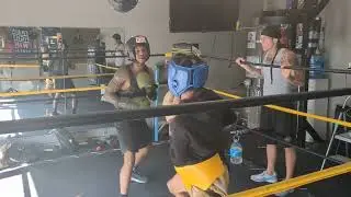 Paul Spadafora teaching amateur green fighters #boxing #sparring #fighter