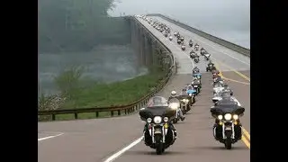 Singapore bikes Crossing Thailand border 4/6