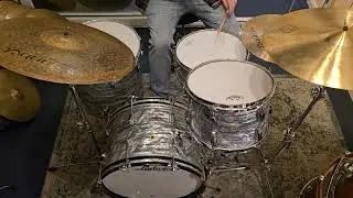 Ludwig 1967 SuperBeat Outfit in Sky Blue Pearl, matching Pioneer snare. Istanbul Agop cymbals