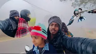 Gaon ke jaade🌾😂#haryana #vlog #explorepage #fyp #haryanvivlogers #desichora #farmer 