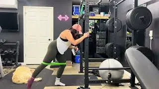 Standing Banded 45-Degree Kickback