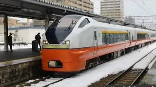 JR 秋田駅  Japan: Train watching at Akita Station