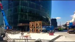 MILANO Torre LIBESKIND pwc)( abbassamento smontaggio GRU POTAIN MDT 308