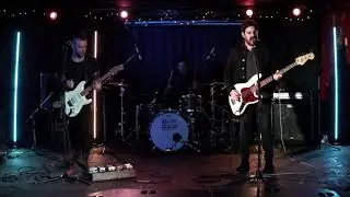 Stuck On Planet Earth - Rising (Live from Sneaky Dee's)